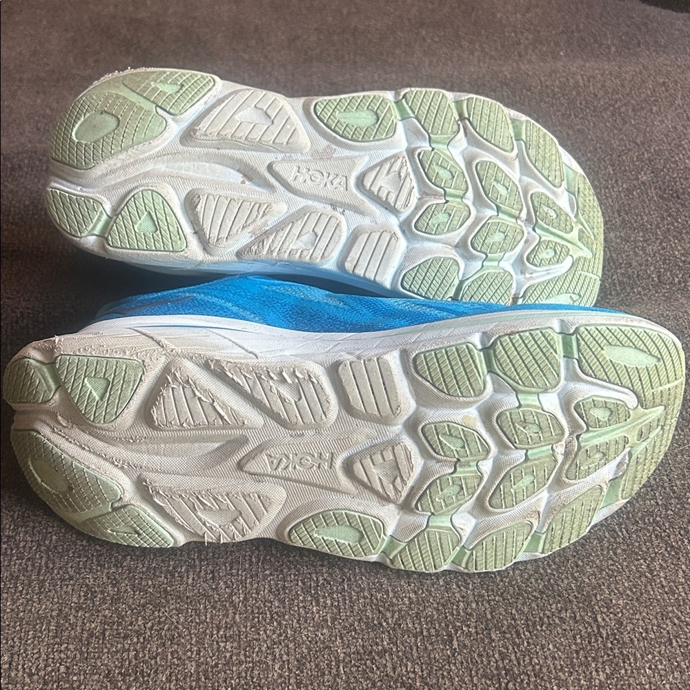 HOKA Clifton 10 - Picture 3 of 4